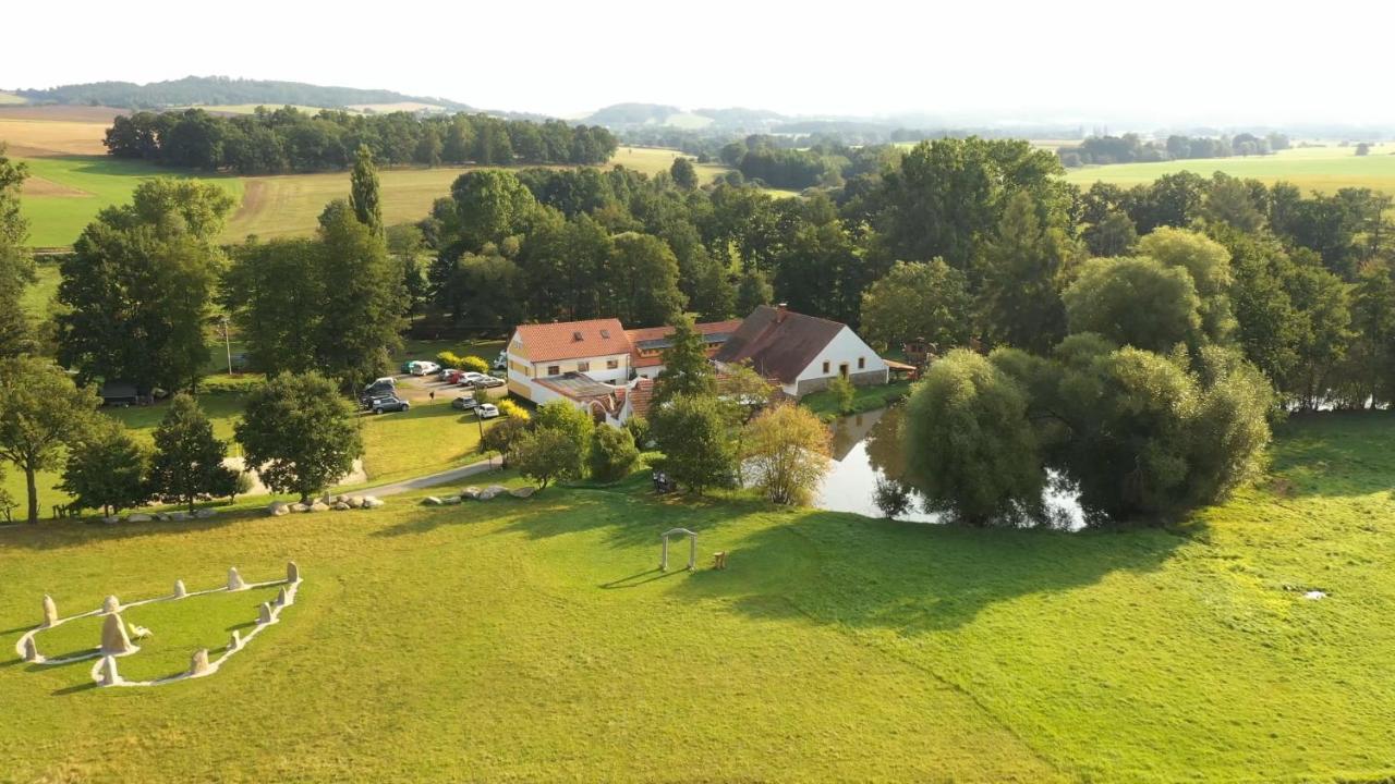 Villa Treehouse Křemílek Jesenice  Exterior foto